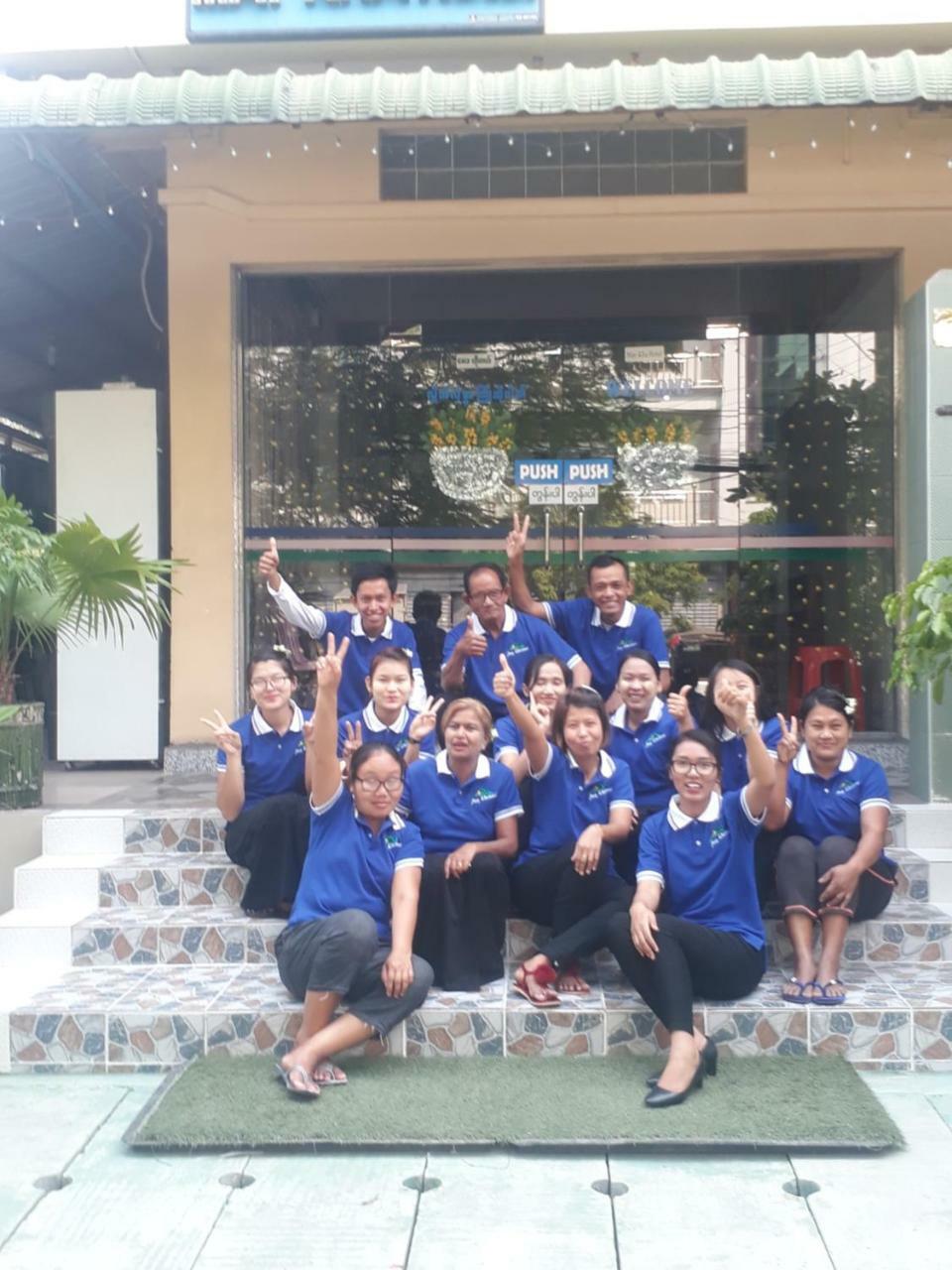 Maykha Hotel Mandalay Esterno foto